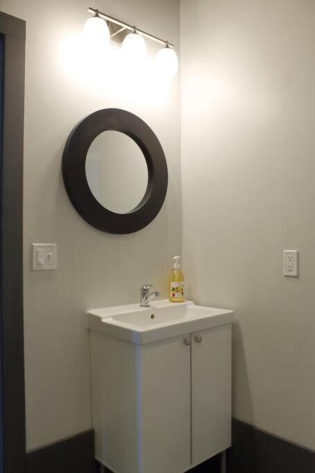 Suite #B, Industrial Styling, Ac Halifax Kültér fotó